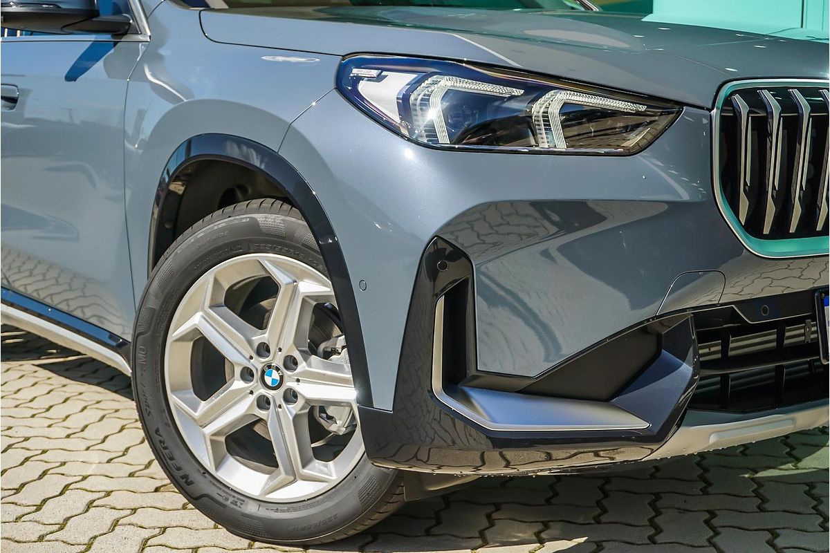 2025 BMW X1 sDrive18i U11