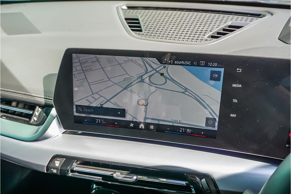2025 BMW X1 sDrive18i U11