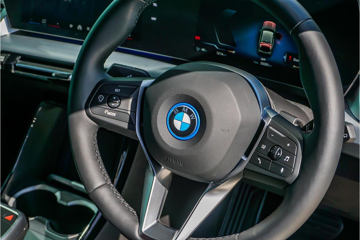 2024 BMW iX1 eDrive20 xLine U11