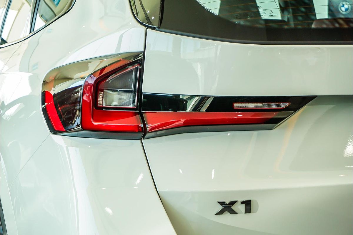2025 BMW X1 M35i xDrive U11