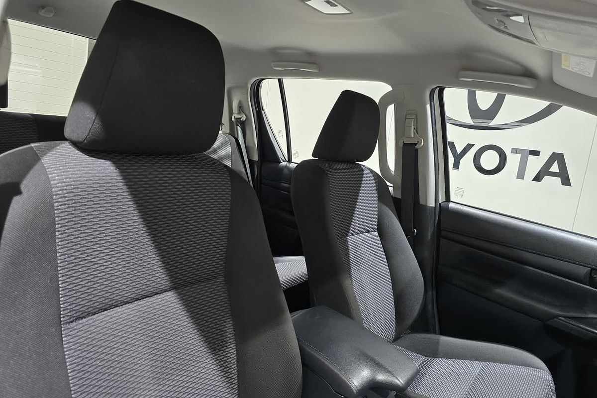 2020 Toyota Hilux Workmate GUN125R 4X4