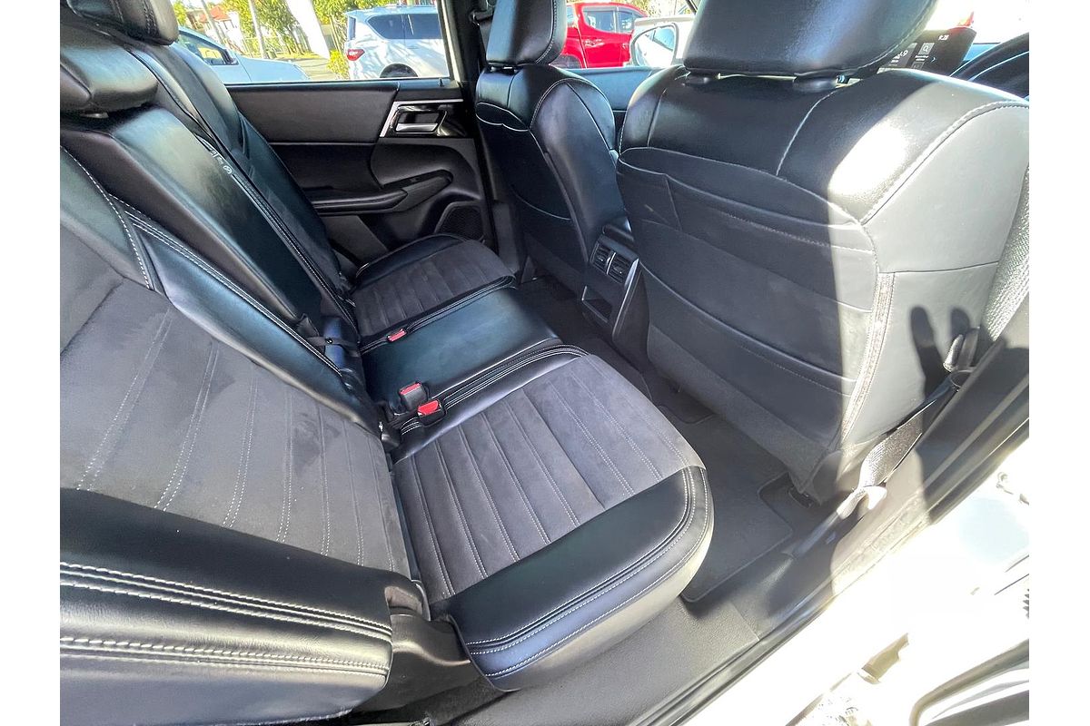 2023 Mitsubishi Outlander Aspire ZM