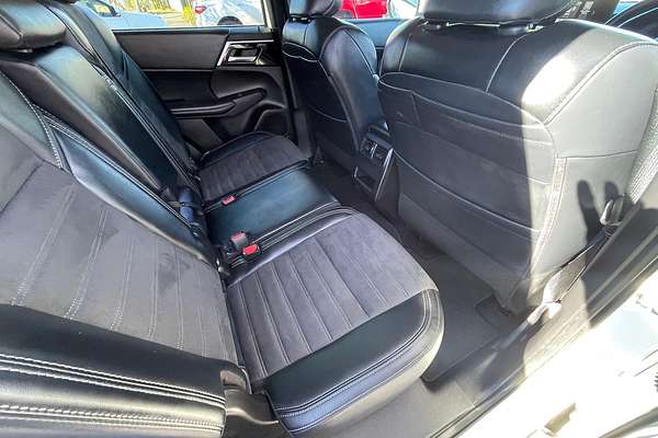 2023 Mitsubishi Outlander Aspire ZM