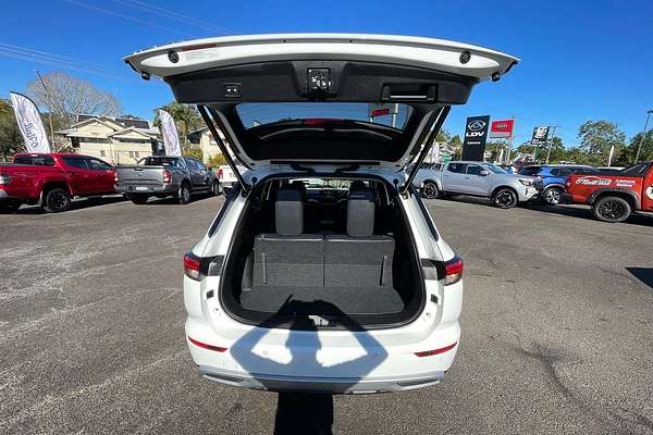 2023 Mitsubishi Outlander Aspire ZM