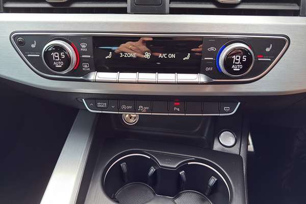 2016 Audi A4 2.0 TFSI S LINE