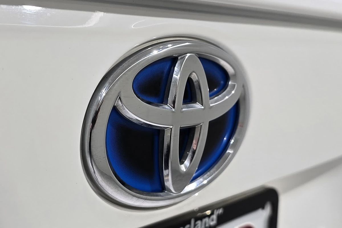 2021 Toyota RAV4 GX AXAH52R