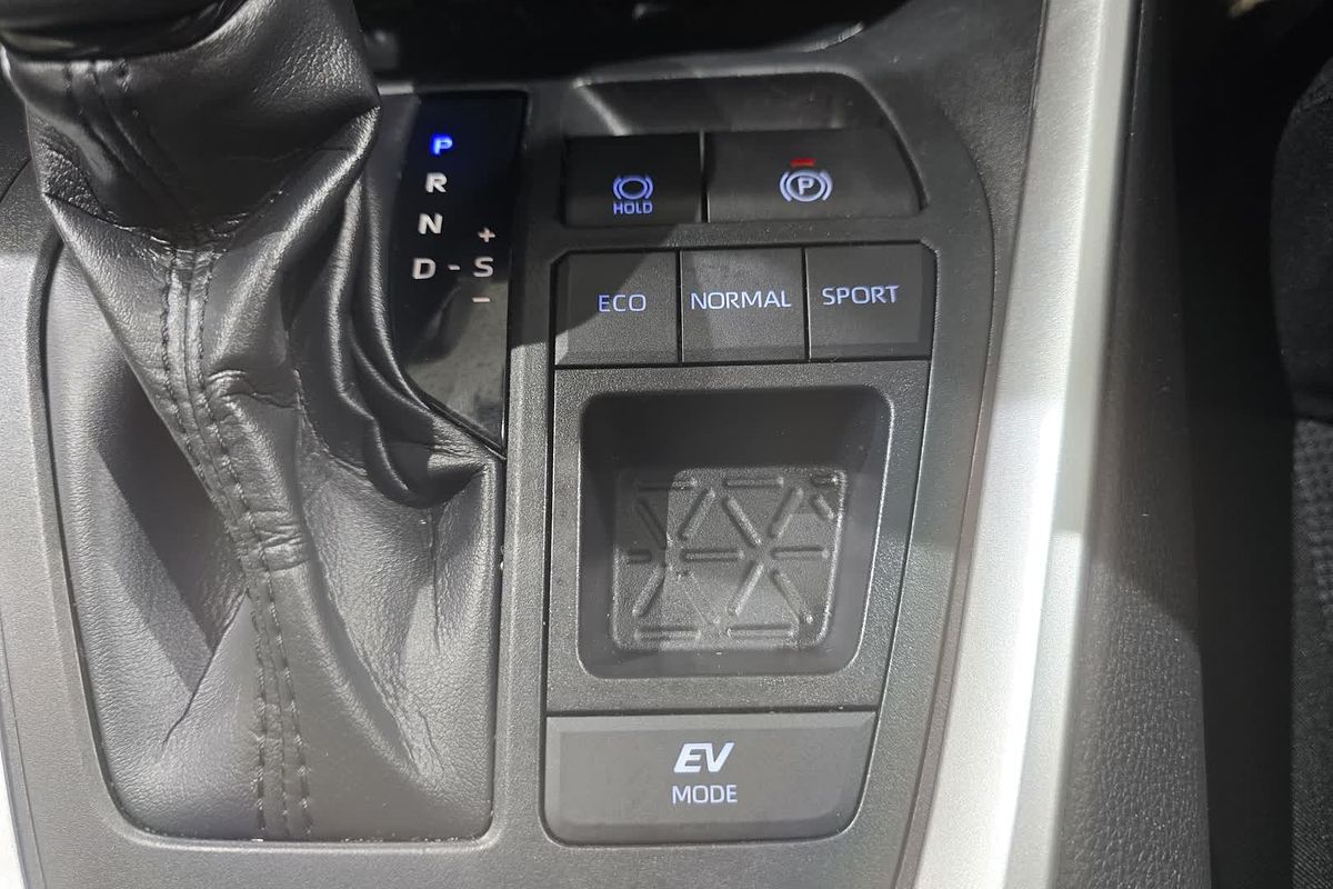 2021 Toyota RAV4 GX AXAH52R