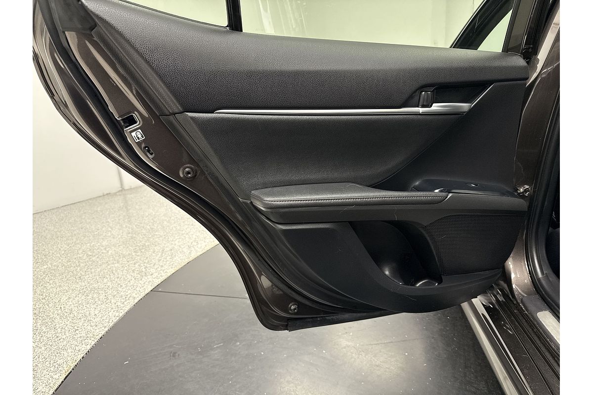 2020 Toyota Camry SL AXVH71R
