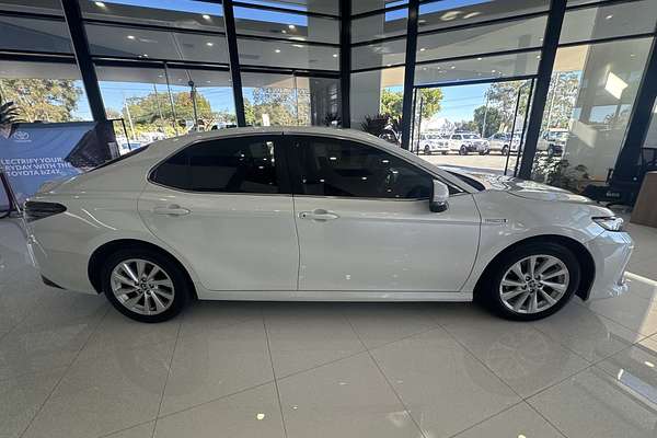 2021 Toyota Camry Ascent AXVH70R