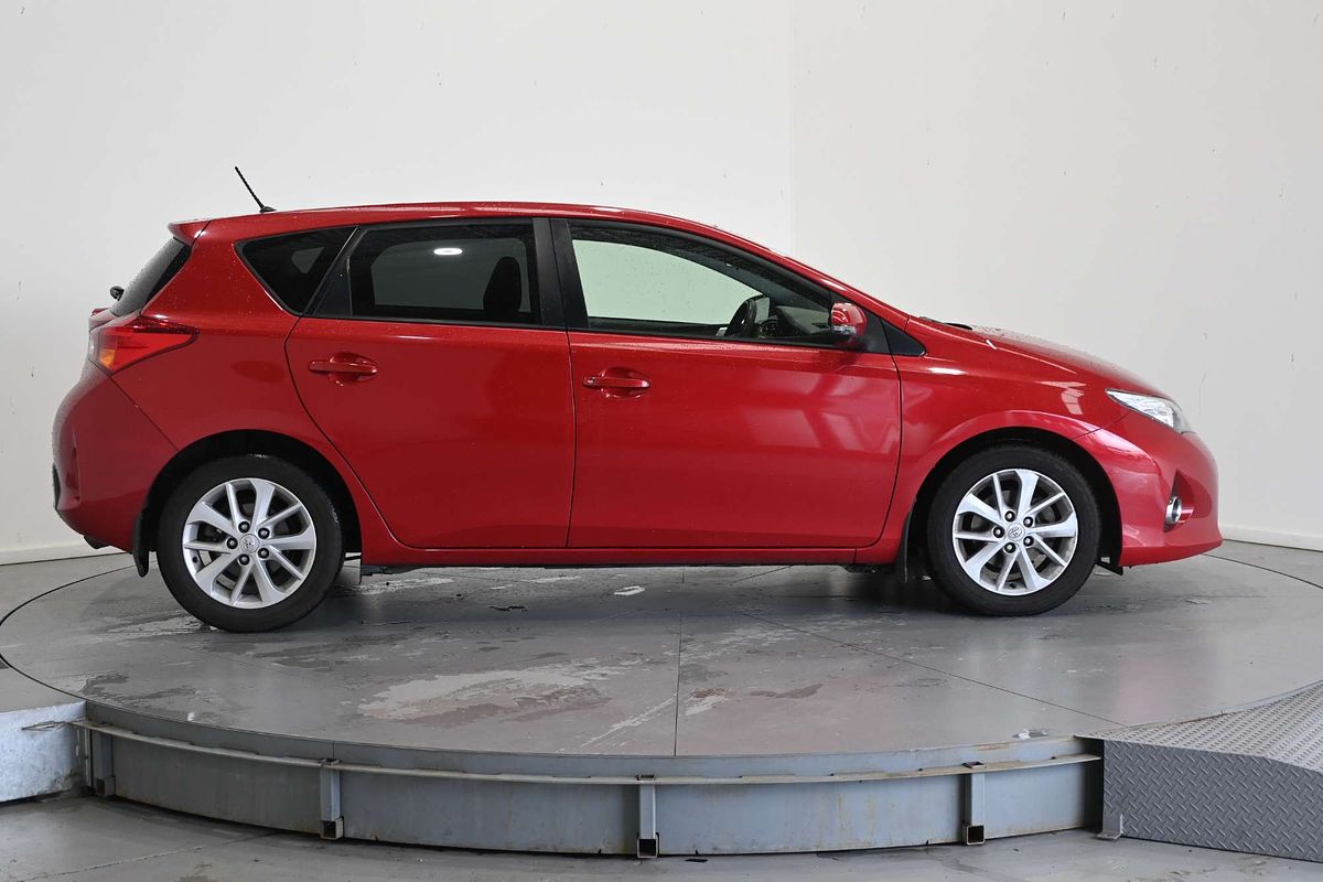 2013 Toyota Corolla Ascent Sport ZRE182R