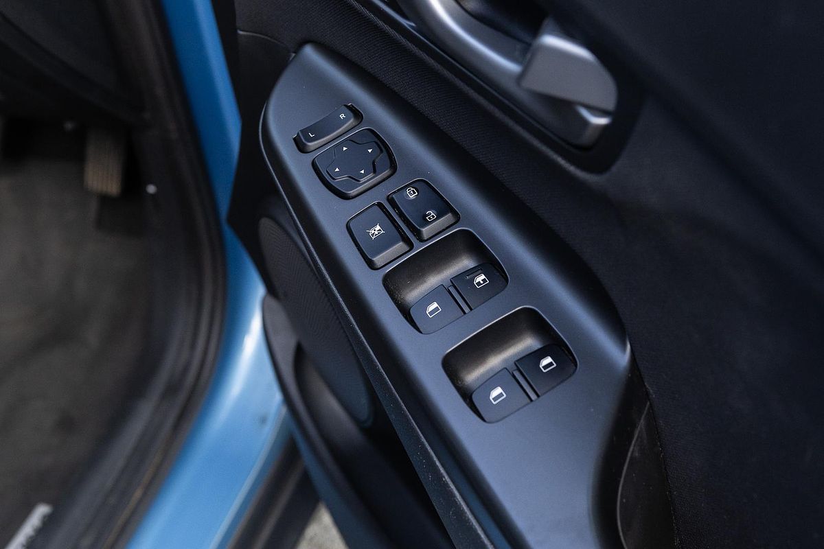 2018 Hyundai Kona Active OS
