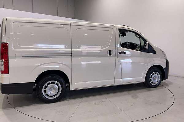 2023 Toyota Hiace GDH300R LWB
