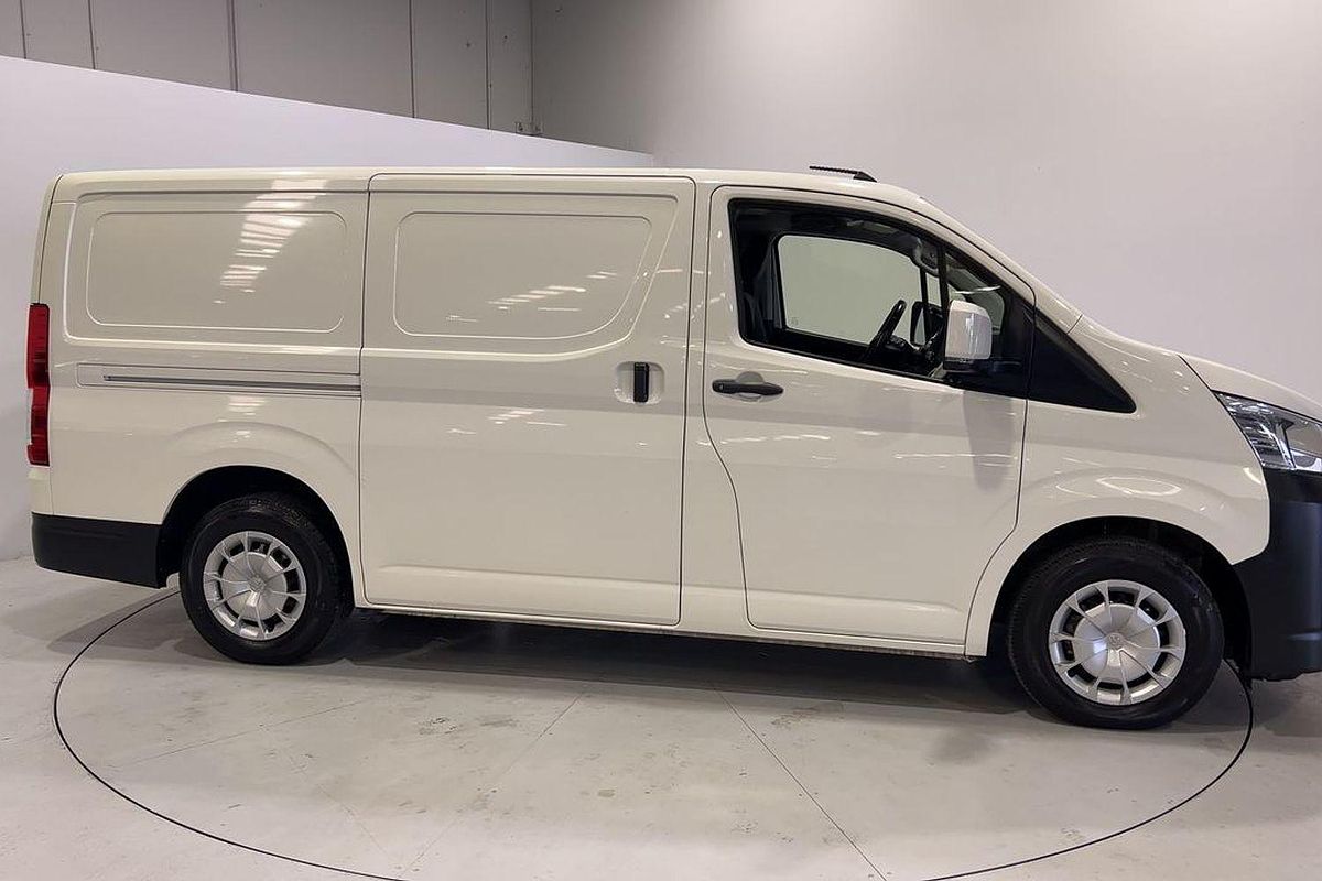 2023 Toyota Hiace GDH300R LWB
