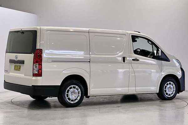 2023 Toyota Hiace GDH300R LWB