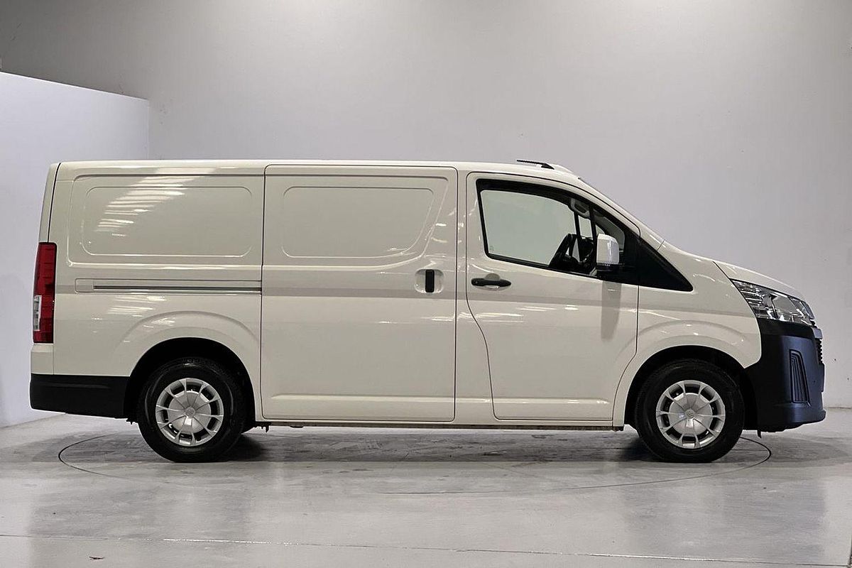 2023 Toyota Hiace GDH300R LWB