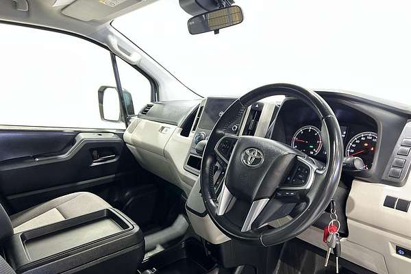2023 Toyota Hiace GDH300R LWB