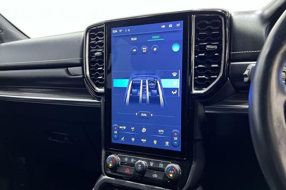 2024 Ford Everest Platinum 3.0L