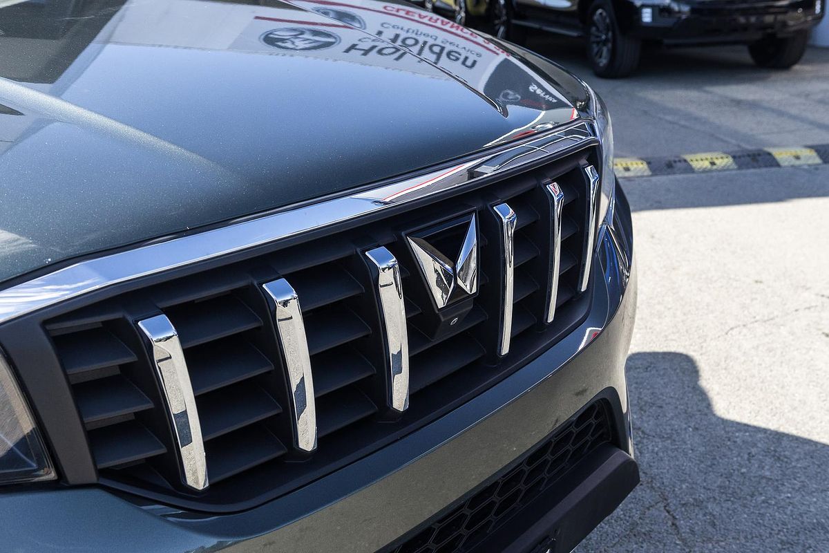 2023 Mahindra Scorpio Z8L