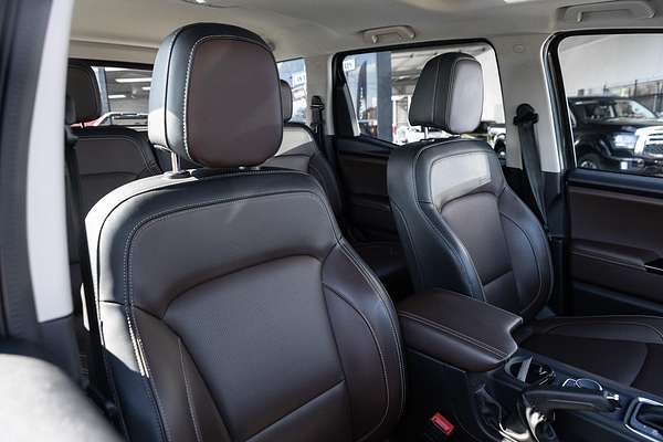2023 Mahindra Scorpio Z8L