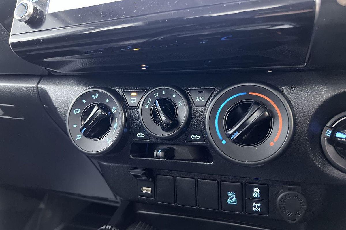 2023 Toyota Hilux SR GUN126R 4X4