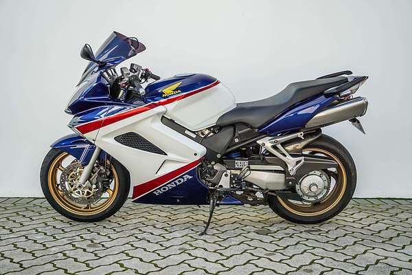 2007 Honda VF 700F Interceptor