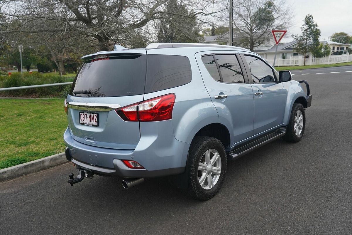 2015 Isuzu MU-X LS-T