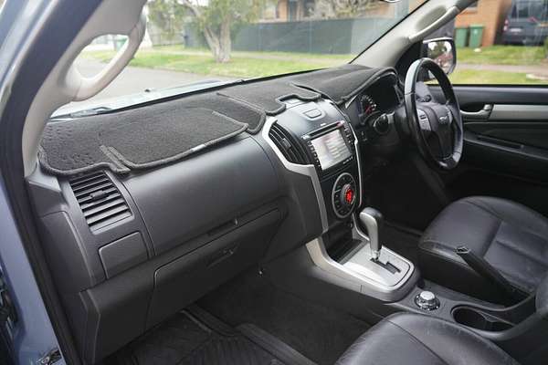 2015 Isuzu MU-X LS-T