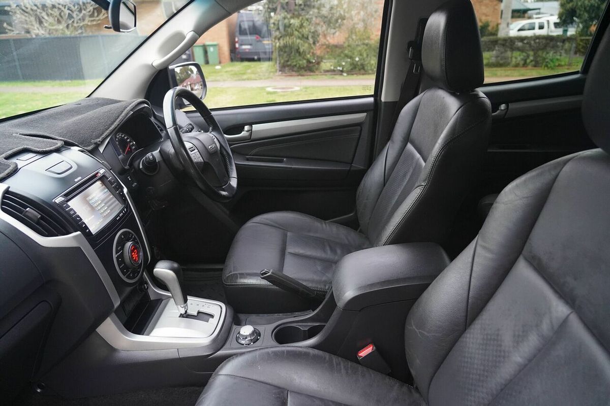 2015 Isuzu MU-X LS-T