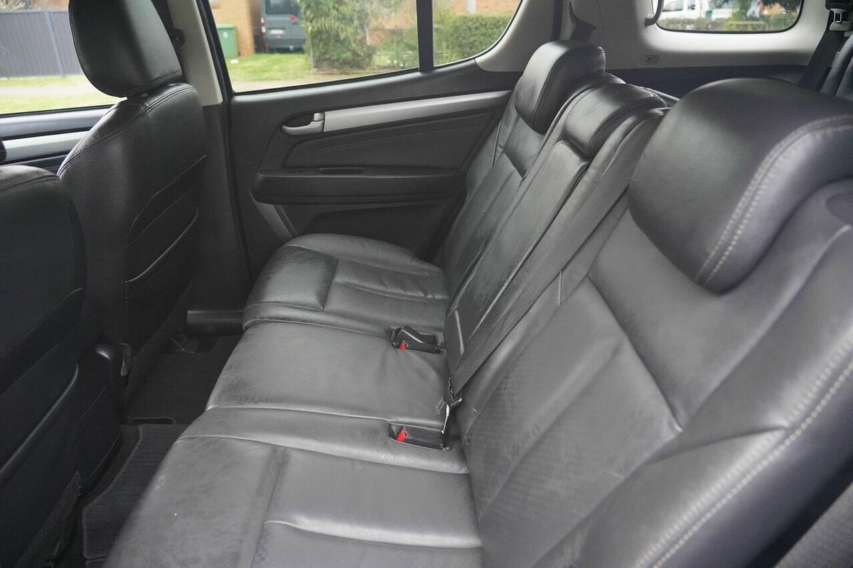 2015 Isuzu MU-X LS-T