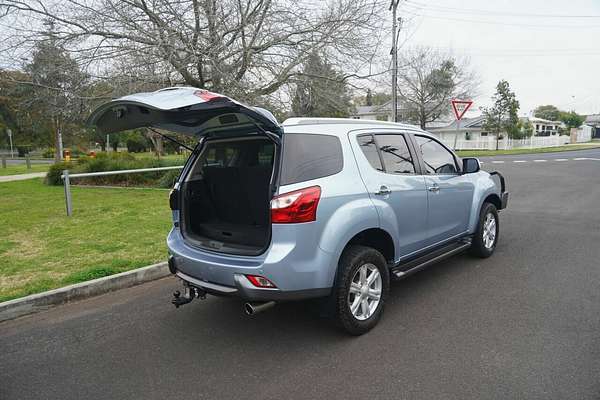 2015 Isuzu MU-X LS-T