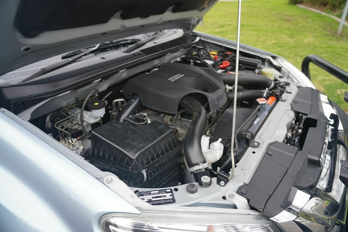 2015 Isuzu MU-X LS-T