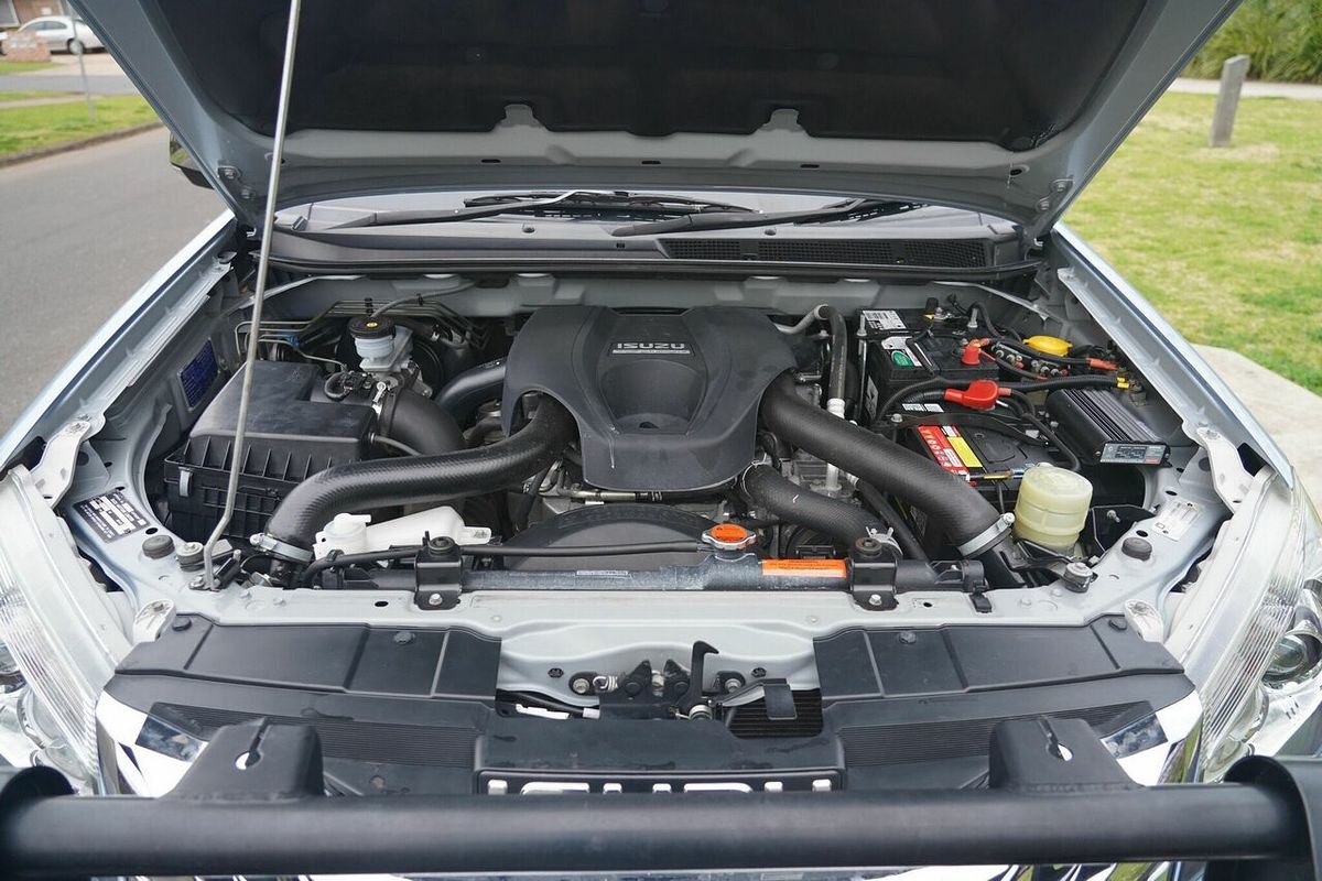 2015 Isuzu MU-X LS-T