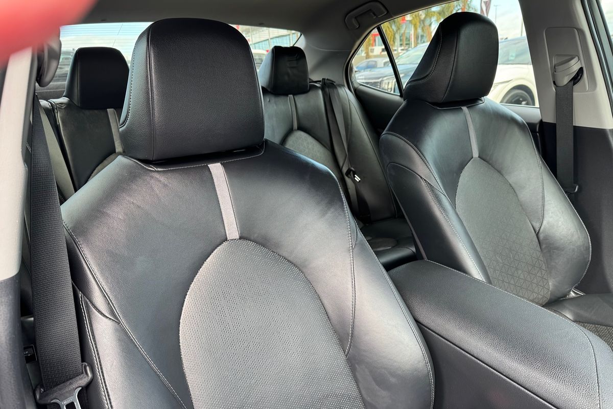 2018 Toyota Camry SX ASV70R