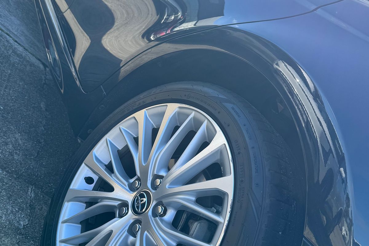 2018 Toyota Camry SL ASV70R