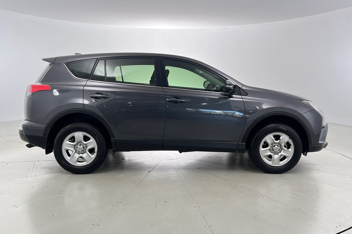 2016 Toyota RAV4 GX ZSA42R