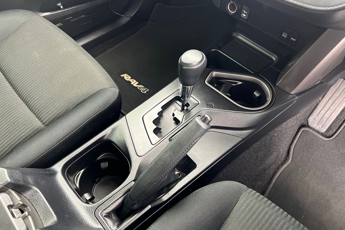 2016 Toyota RAV4 GX ZSA42R