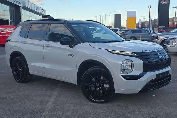 2025 Mitsubishi Outlander PHEV GSR ZM