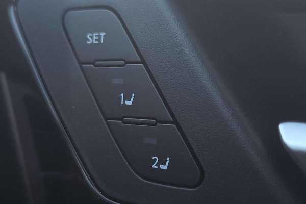 2025 Mitsubishi Outlander PHEV GSR ZM