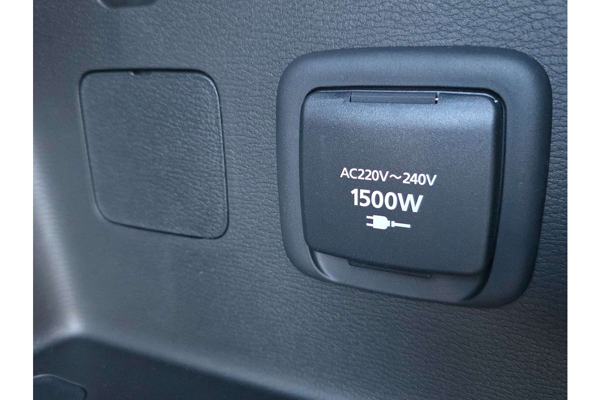2025 Mitsubishi Outlander PHEV GSR ZM