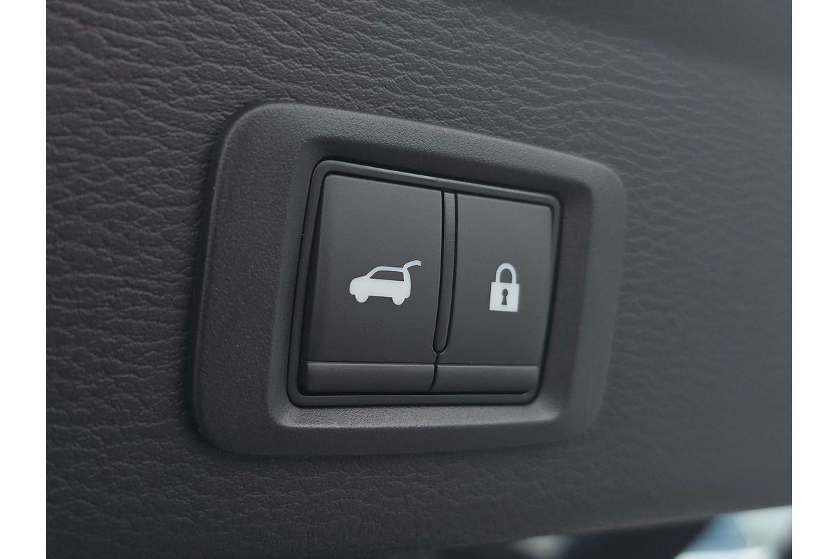 2025 Mitsubishi Outlander PHEV GSR ZM