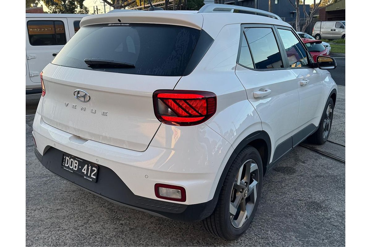 2025 Hyundai Venue Elite QX.V5