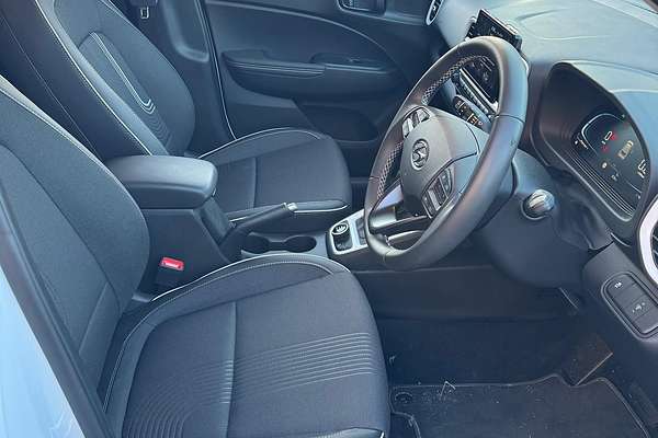 2025 Hyundai Venue Elite QX.V5