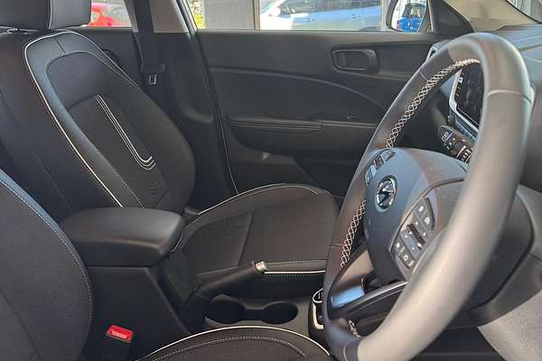 2025 Hyundai Venue Elite QX.V5