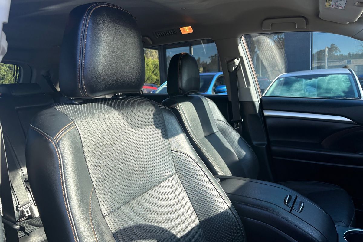 2019 Toyota Kluger Black Edition GSU50R