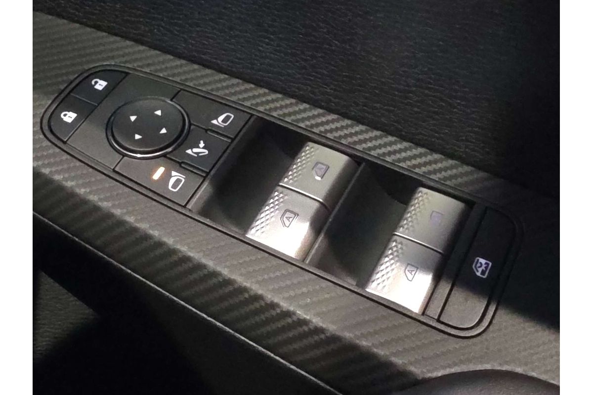2025 Mitsubishi Outlander Exceed ZM