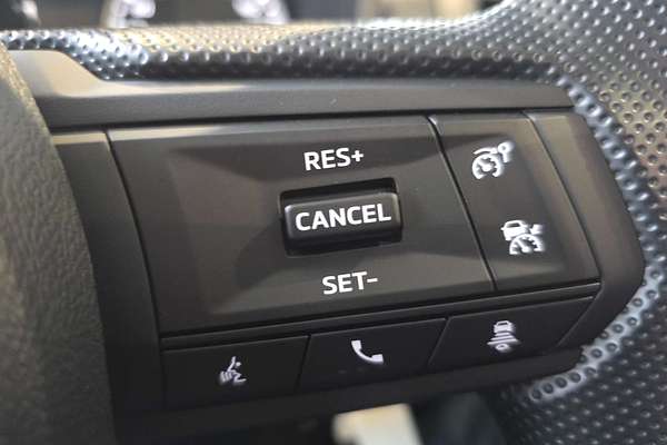 2023 Mitsubishi Triton GLX MV 4X4