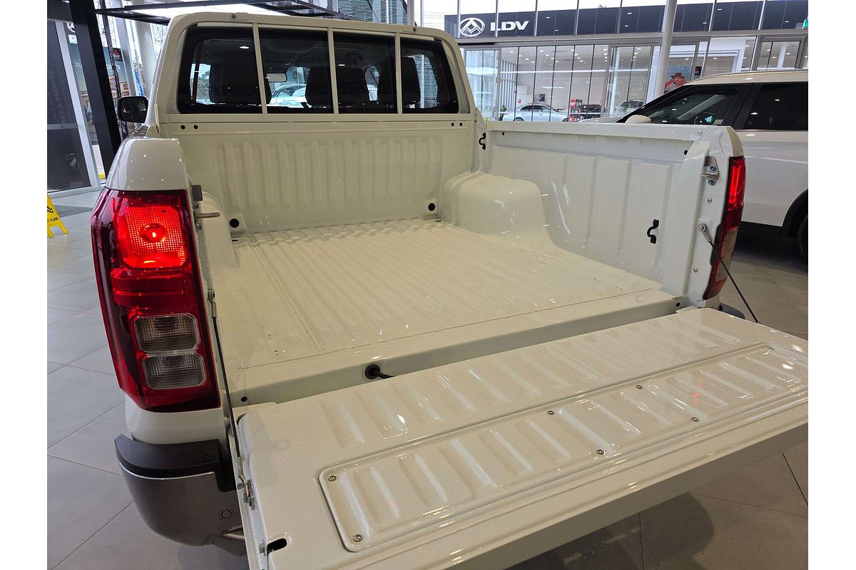 2023 Mitsubishi Triton GLX MV 4X4