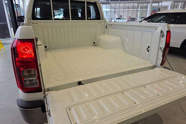 2023 Mitsubishi Triton GLX MV 4X4
