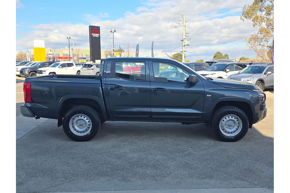 2024 Mitsubishi Triton GLX MV 4X4