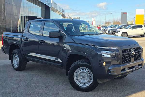2024 Mitsubishi Triton GLX MV 4X4